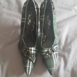 Hunter Green Plaid Pumps